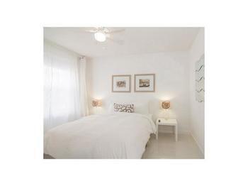 Hotel Collins 3*